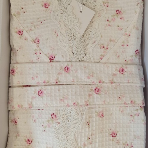 ROSES CAMILE